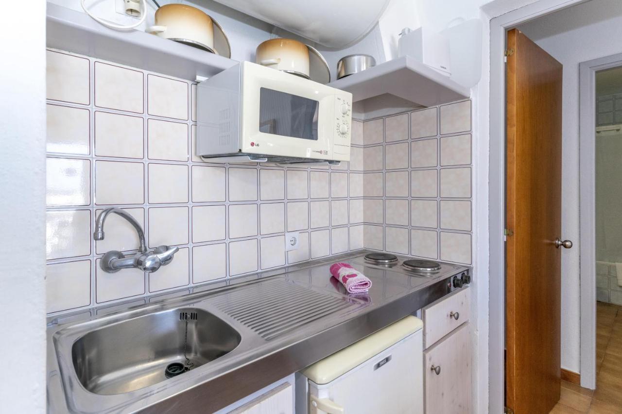 Apartamentos Vista Blanes カラ・エン・ブラネス エクステリア 写真