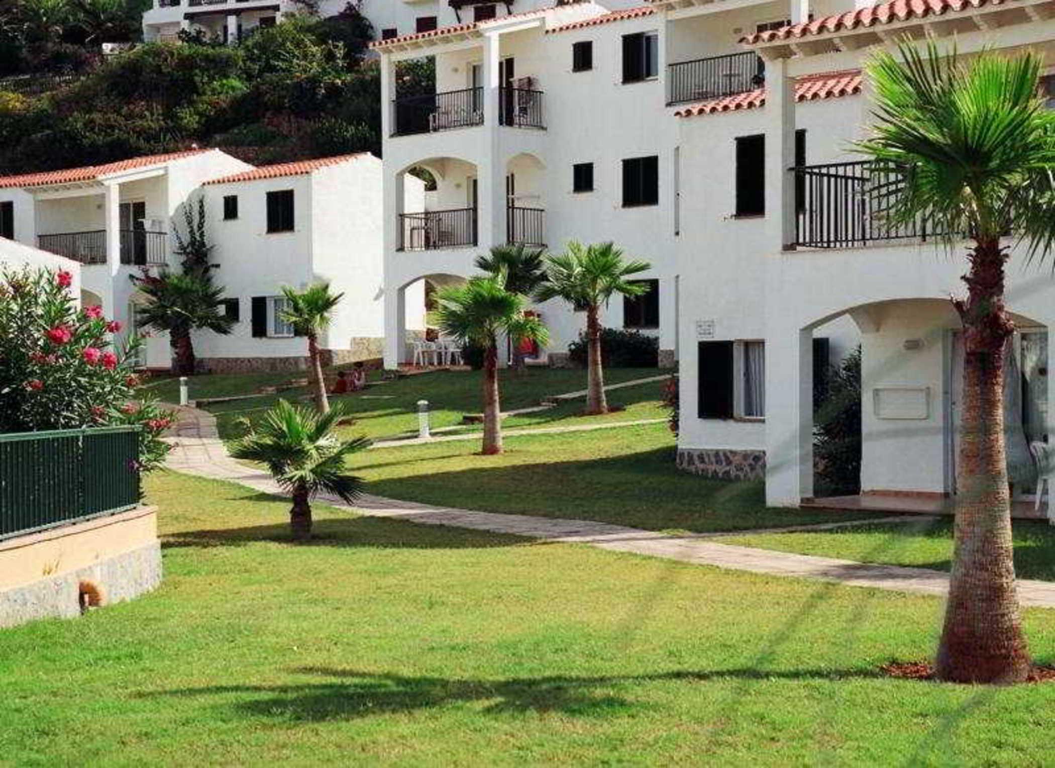 Apartamentos Vista Blanes カラ・エン・ブラネス エクステリア 写真