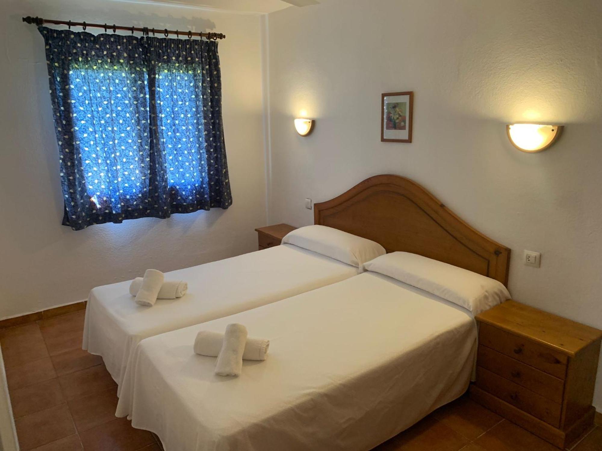 Apartamentos Vista Blanes カラ・エン・ブラネス エクステリア 写真